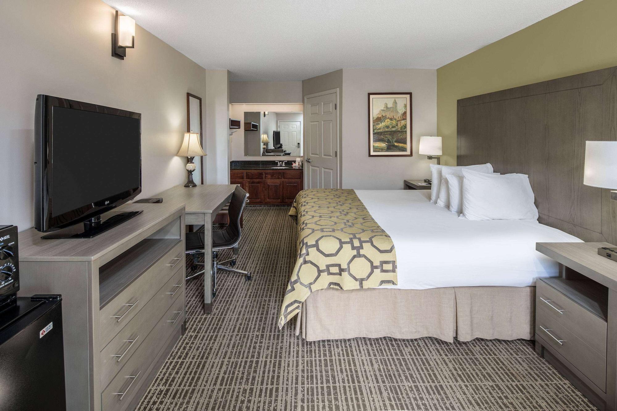 Baymont By Wyndham Cleveland Exterior foto